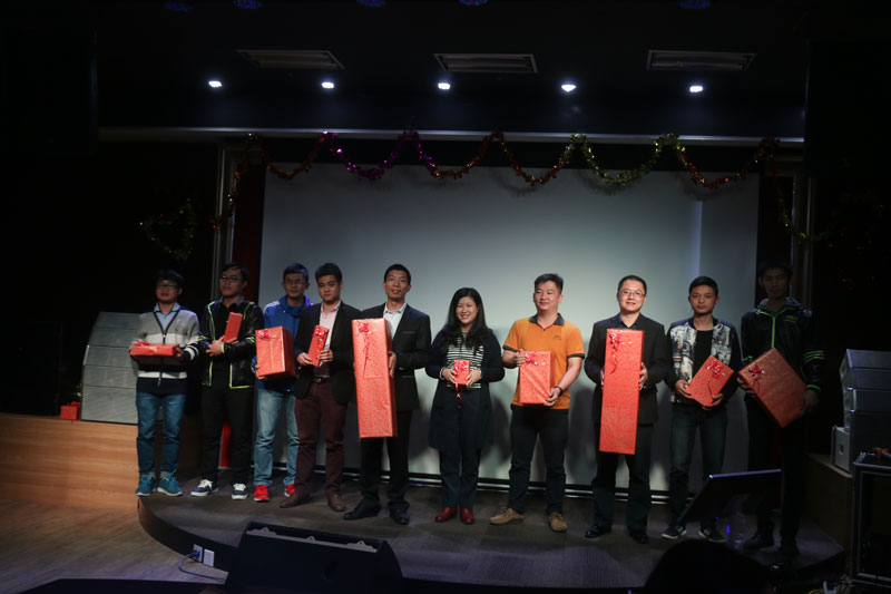 <b>一禾科技舉行第四季度生日會(huì)及＂一禾好聲音＂K歌比賽</b>