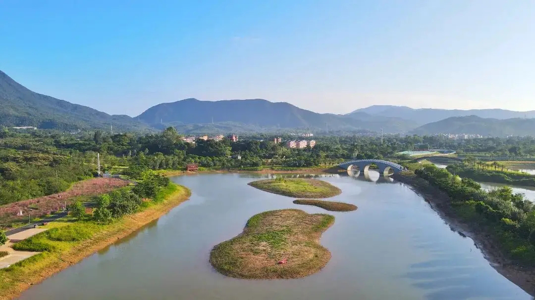 <b>一禾科技圓滿(mǎn)舉辦第四季度生日會(huì)暨“凝聚心感應(yīng)，歡樂(lè)戶(hù)外游”活動(dòng)</b>